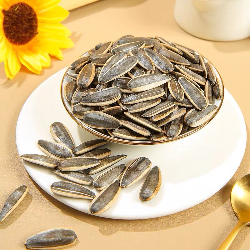 CHACHA Roasted Sunflower Seeds Spiced 115g